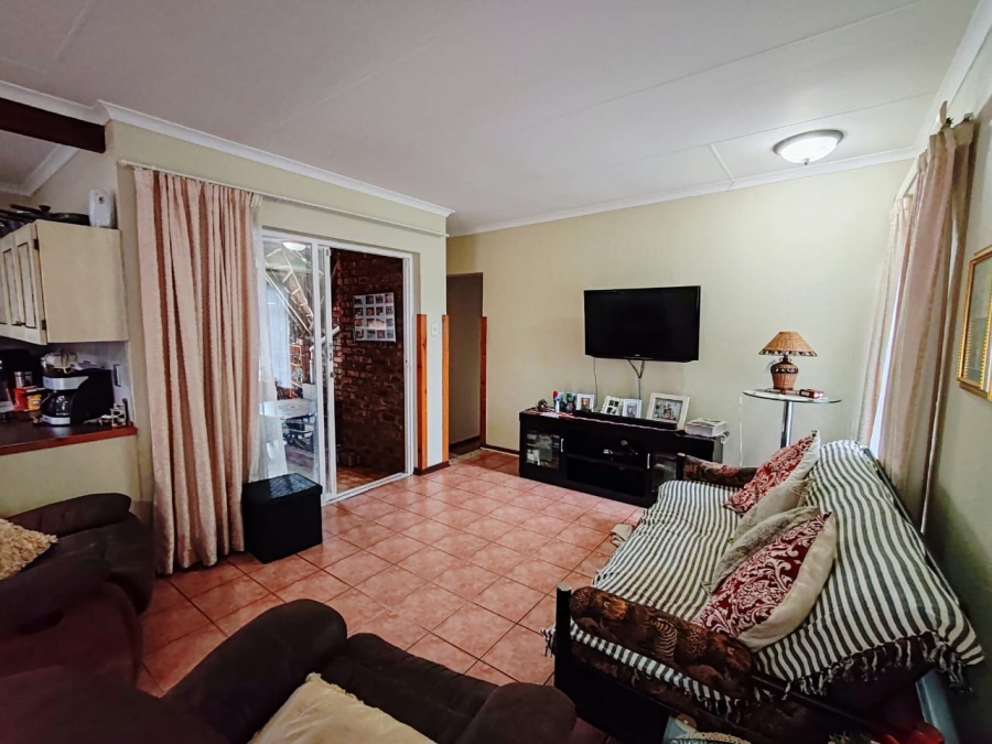 3 Bedroom Property for Sale in Dassie Rand North West